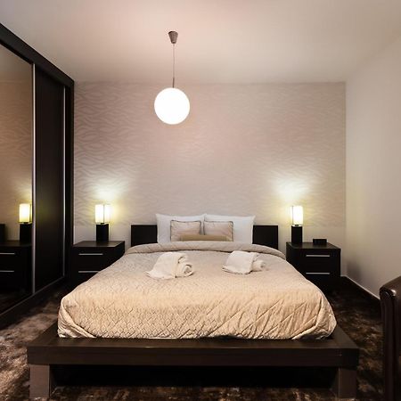 Guest House Panorama Aqualux With Free Parking Novi Sad Room photo