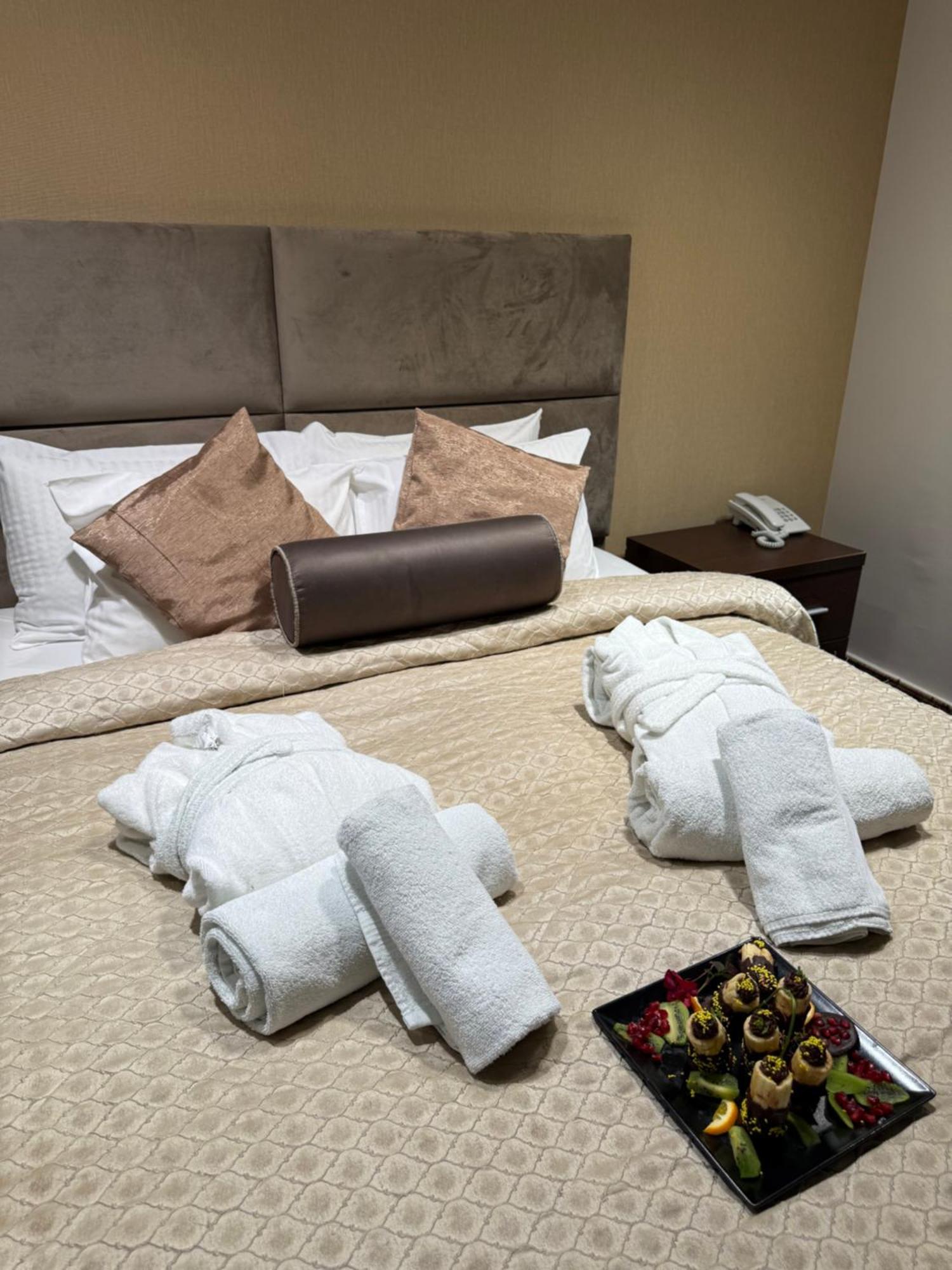 Guest House Panorama Aqualux With Free Parking Novi Sad Exterior photo