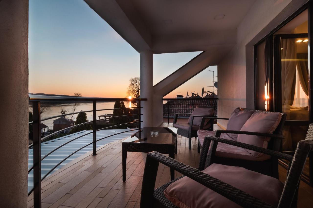 Guest House Panorama Aqualux With Free Parking Novi Sad Exterior photo